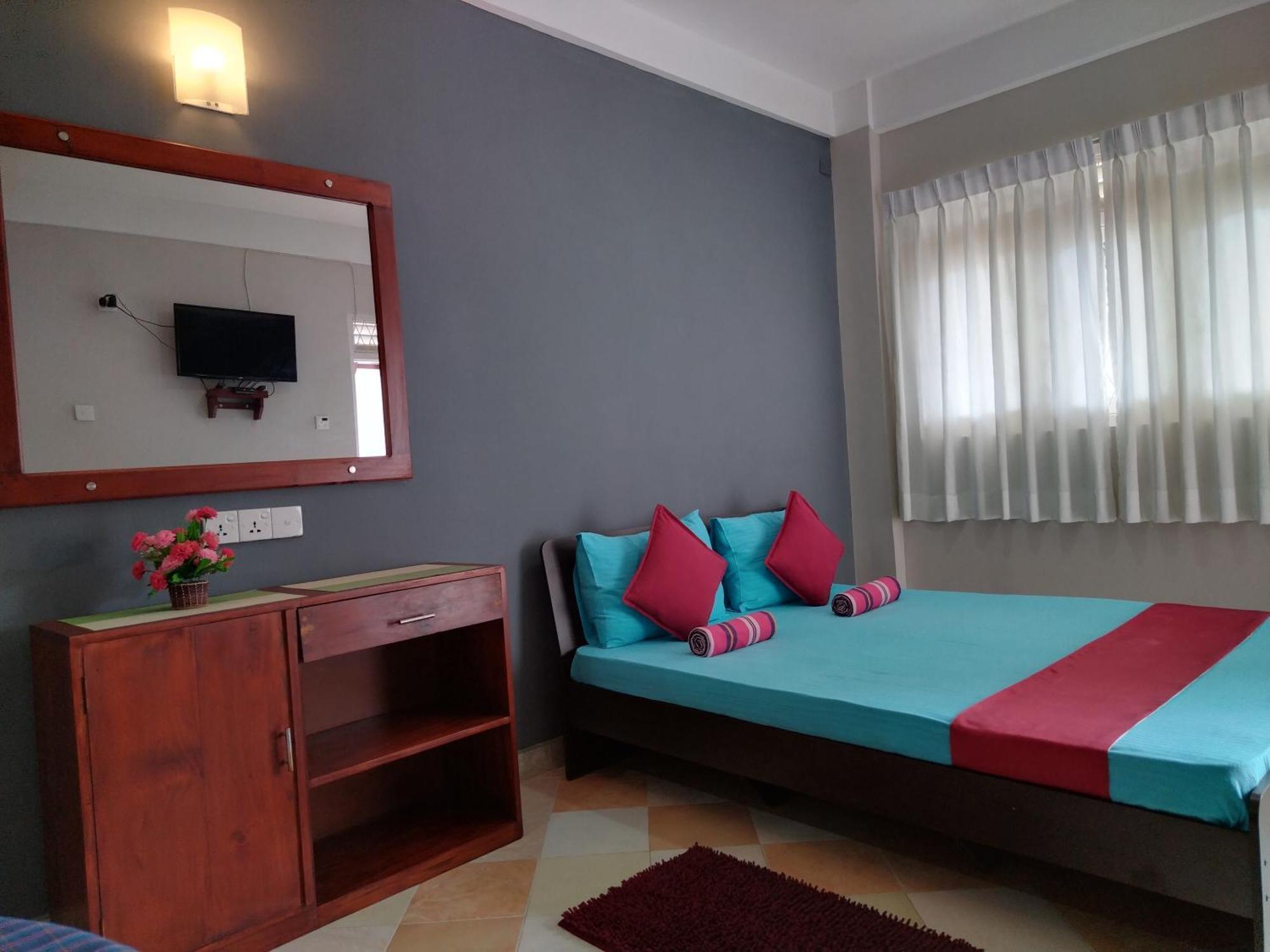 Hotel Mountain View Kandy Esterno foto