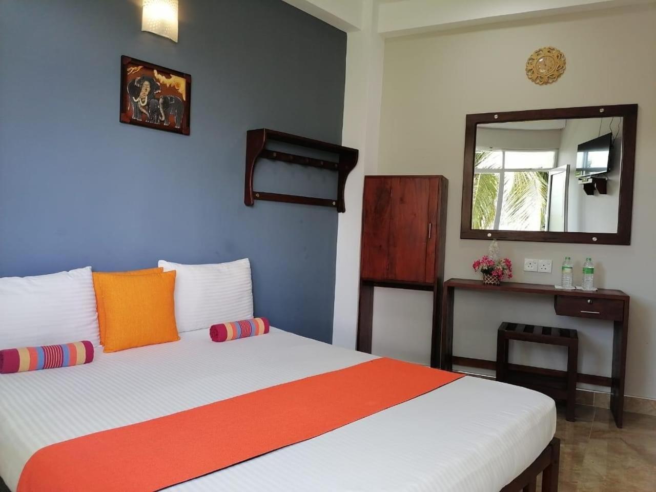 Hotel Mountain View Kandy Esterno foto