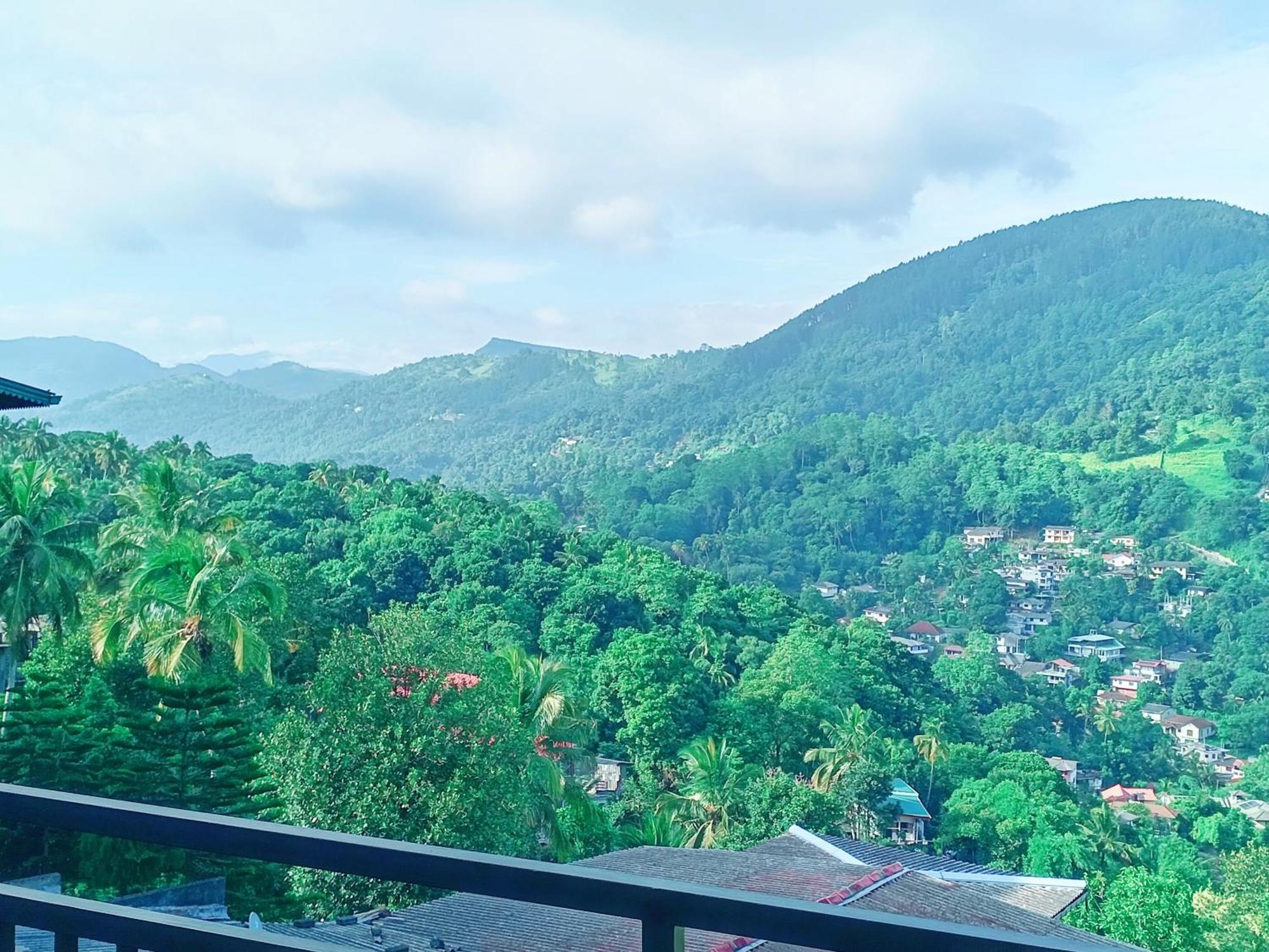 Hotel Mountain View Kandy Esterno foto