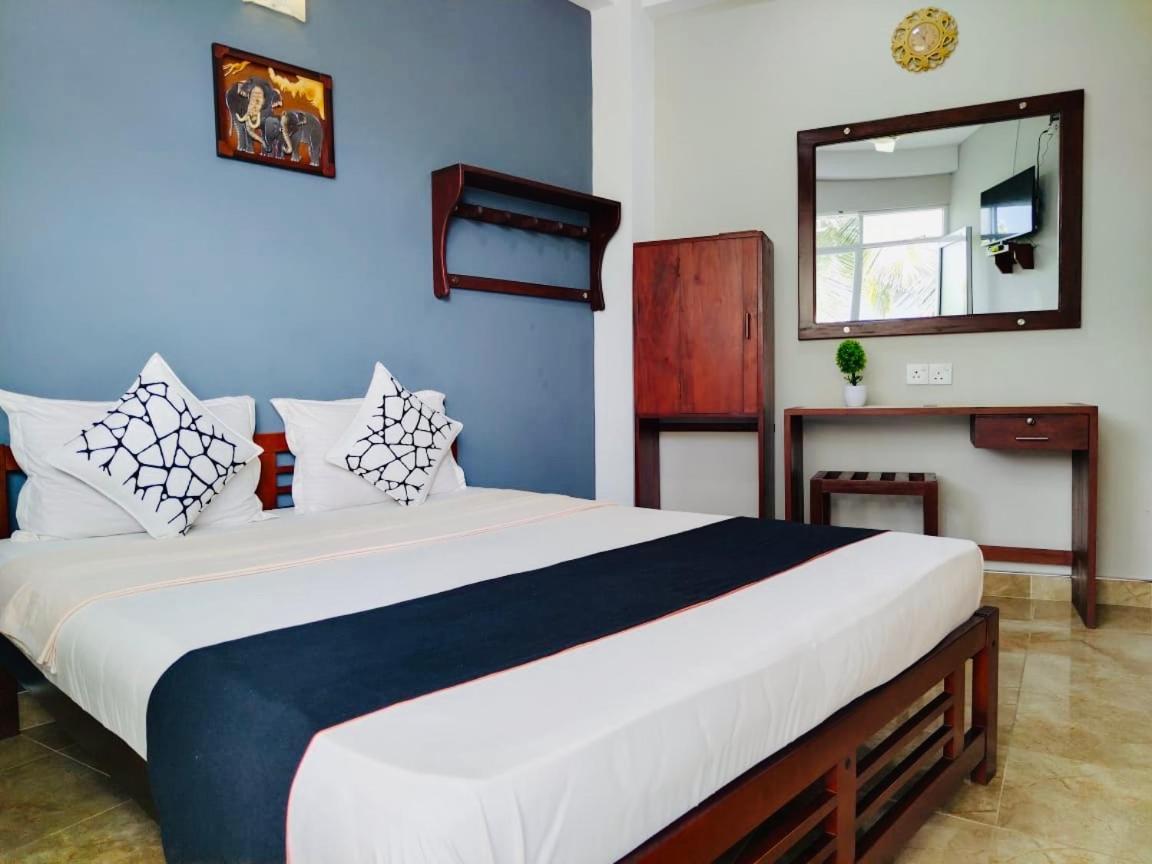 Hotel Mountain View Kandy Esterno foto
