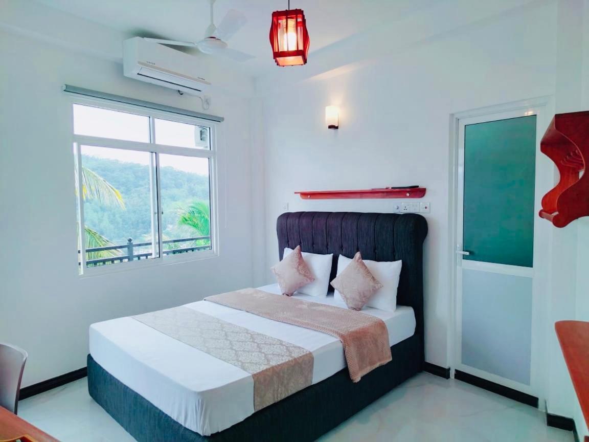 Hotel Mountain View Kandy Esterno foto