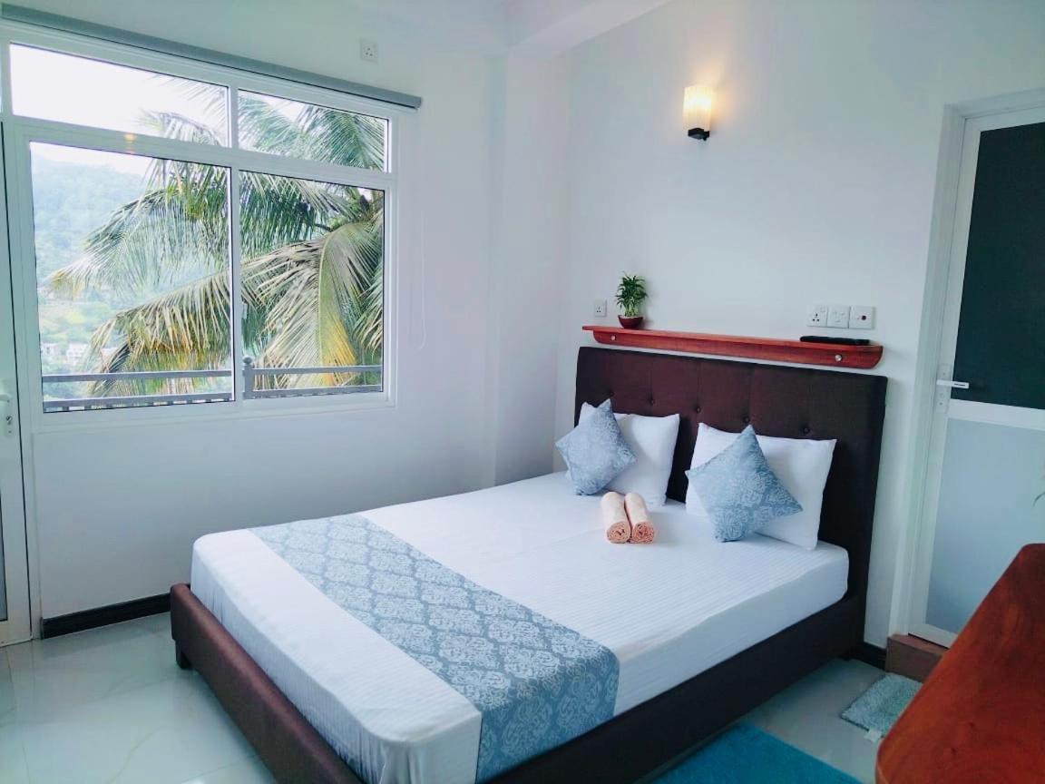 Hotel Mountain View Kandy Esterno foto